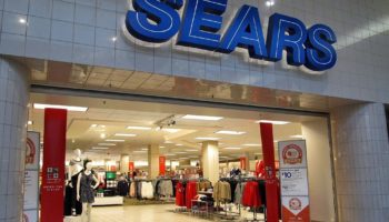 Sears se declaró en bancarrota el lunes