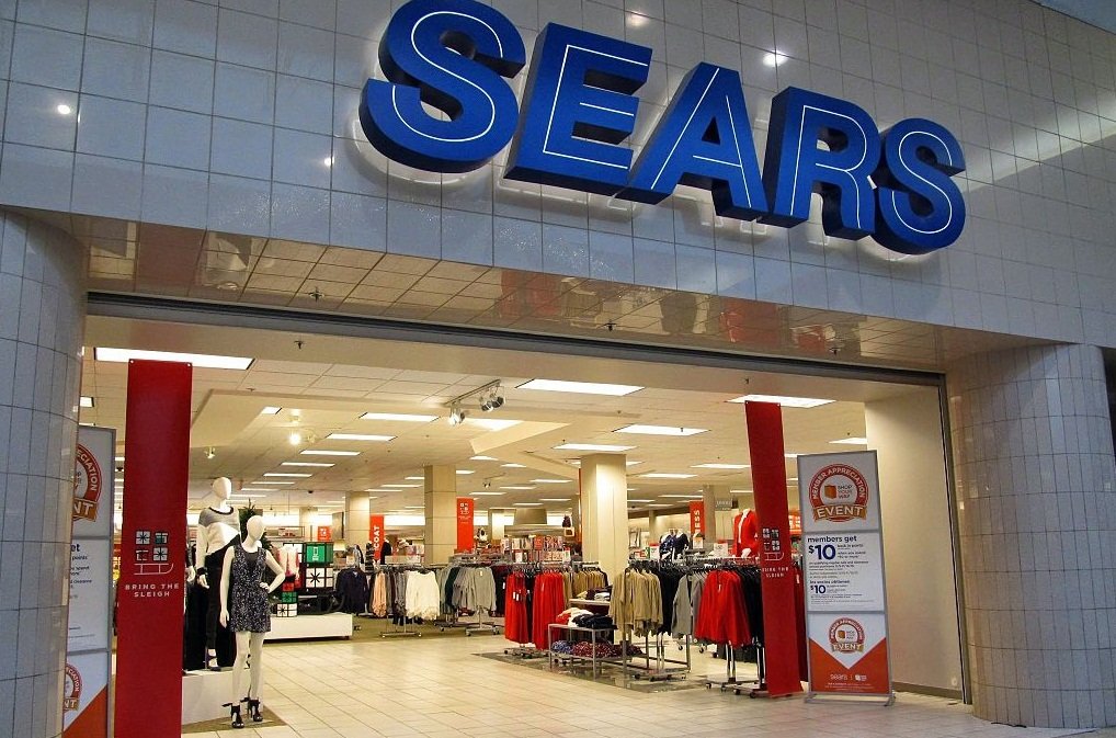 Sears se declaró en bancarrota el lunes