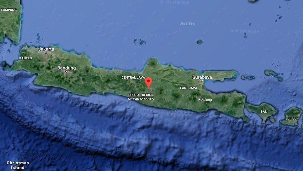 Terremoto mata a tres personas en Java, Indonesia .