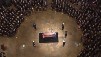 Washington rinde homenaje a George H.W. Bush
