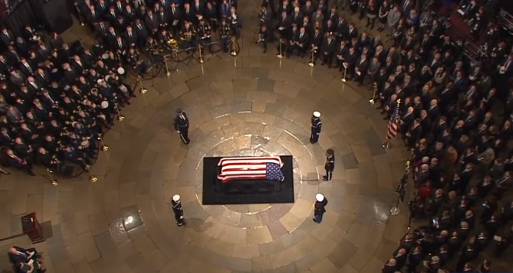 Washington rinde homenaje a George H.W. Bush.