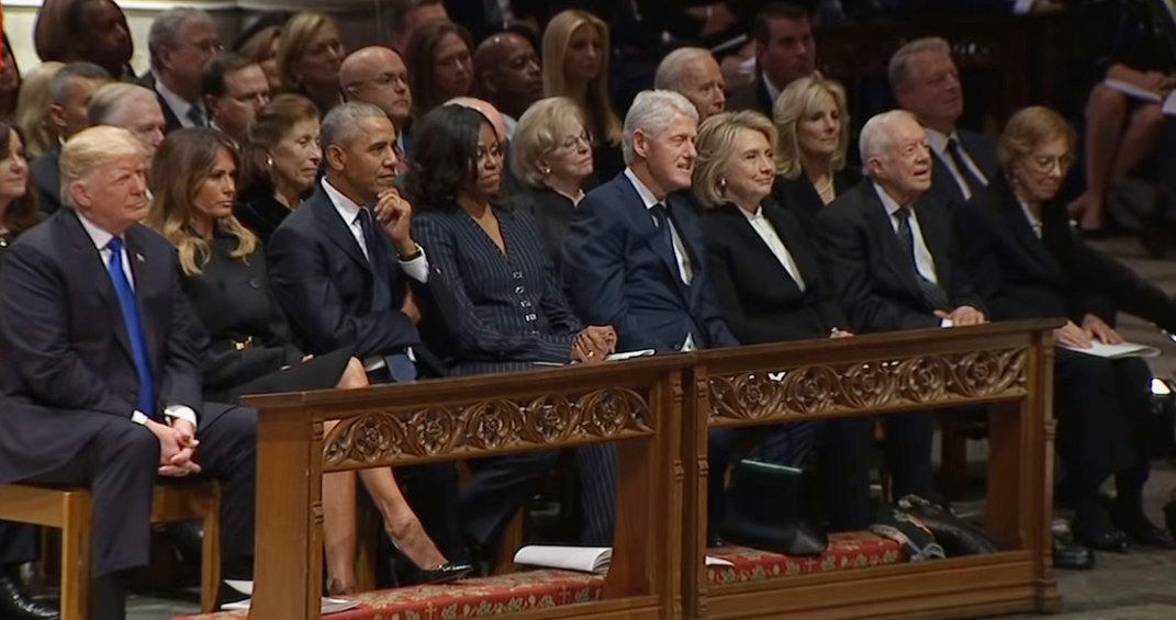 Figuras mundiales rinden respeto a George H W Bush en su funeral.
