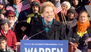 Elizabeth Warren lanza formalmente su candidatura presidencial