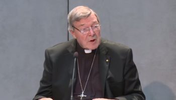 Cardenal encarcelado por abuso sexual infantil en Australia