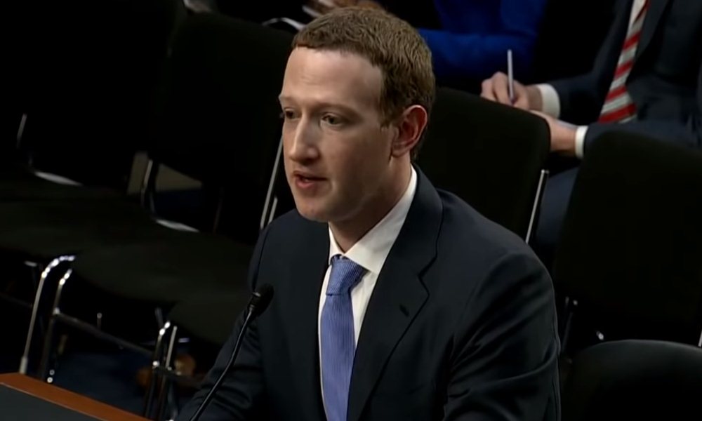 El CEO de Facebook pide que se actualicen las regulaciones de Internet.