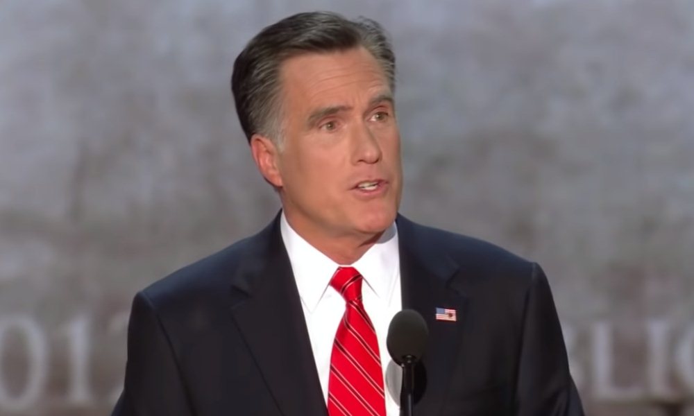 Mitt Romney dice que está "enfermo" por la deshonestidad de Trump.