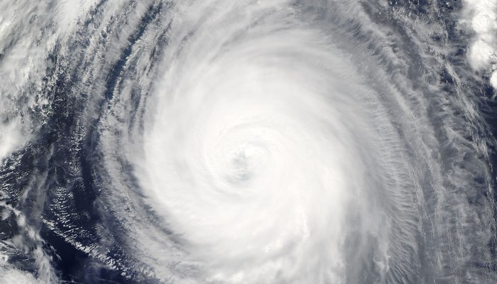 Tormenta tropical Dorian amenaza Puerto Rico y República Dominicana.