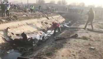 Avión ucraniano se estrella en Irán matando a 176 personas a bordo