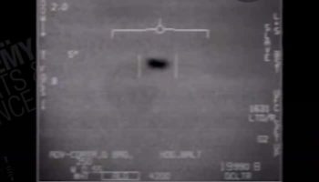 El Pentágono publica oficialmente 3 videos de “fenómenos aéreos inexplicables”