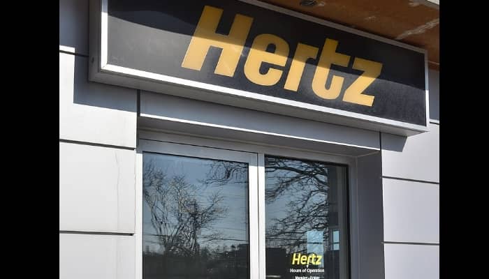 Hertz Global Holdings Inc se declaró en quiebra el viernes.