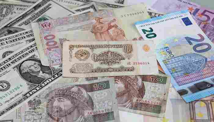 La desdolarización global: el aumento de monedas alternativas