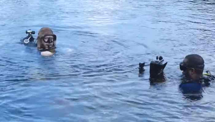 Profesor de Florida rompe récord mundial de vivir 100 días bajo el agua