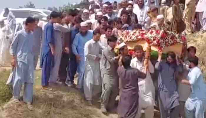 Al menos 54 muertos en explosión durante mitin político en Pakistán