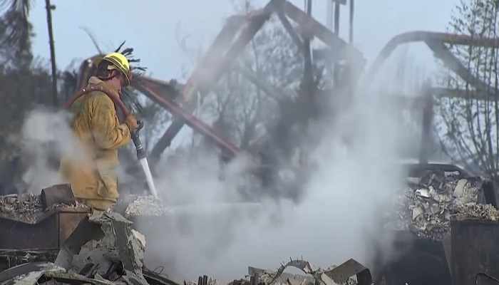 El número de muertos en Maui por incendio forestal asciende a 93